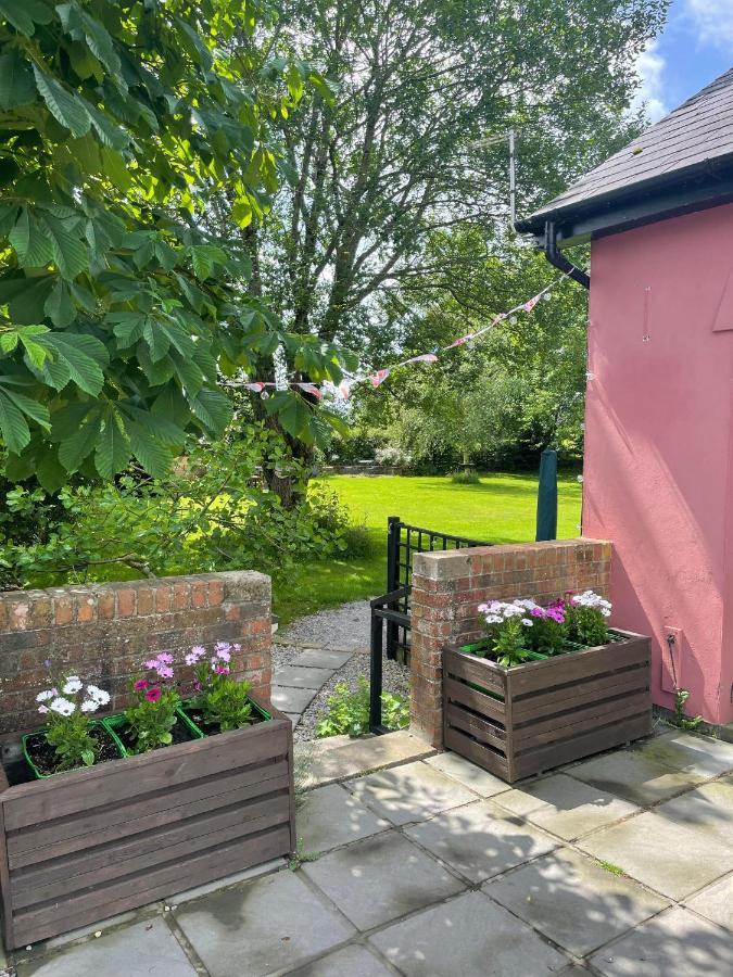 Swallow Cottage At Duffryn Mawr Cottages ヘンソル エクステリア 写真